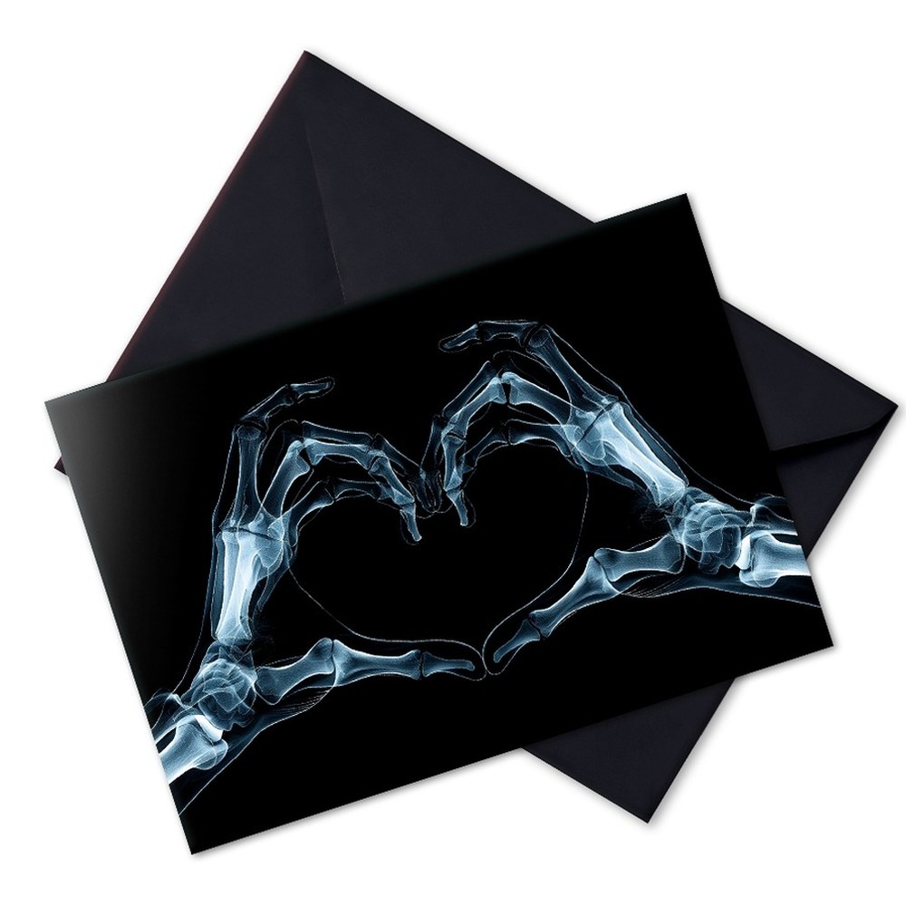 The Misfit Paper Co. - Skeleton Heart Hands X-Ray Valentine's Love Carte de Voeux - Noir